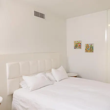 公寓 3br Beachfront Gem In 利马索尔