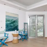 3br Beachfront Gem In Apartment